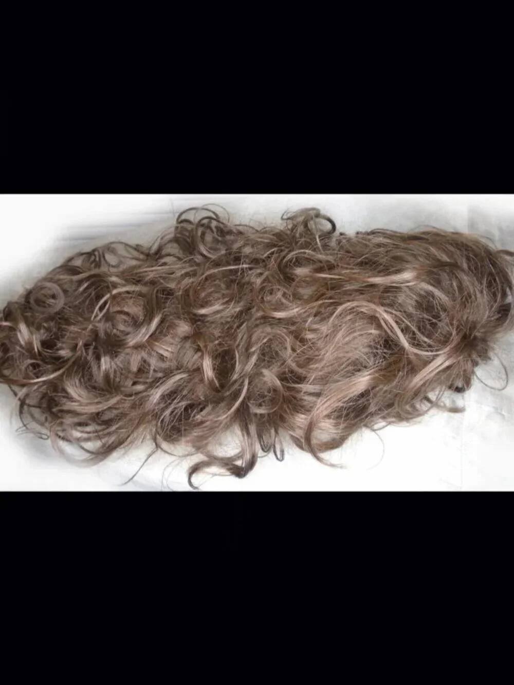 Long Hair Wig Disco Queen Curls, Dark Blonde / Light Brown Paula Young Brittany